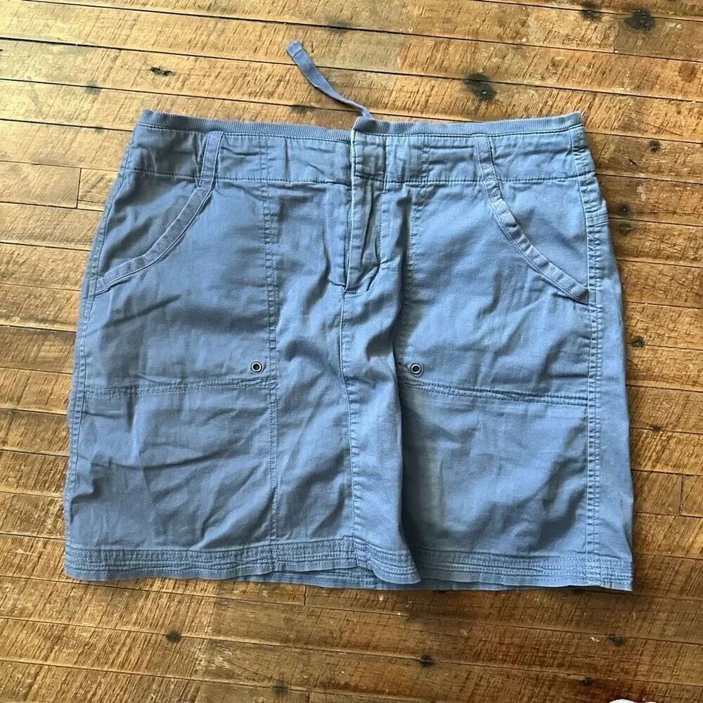 Athleta blue gray cargo pockets Y2K mini Athleisure skirt